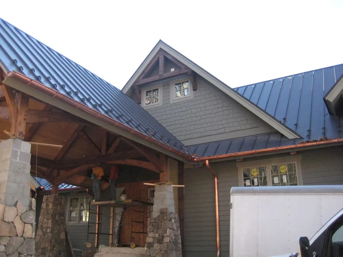 Craftsman Roofing team delivering quality roofing work in Dreamland Oaks